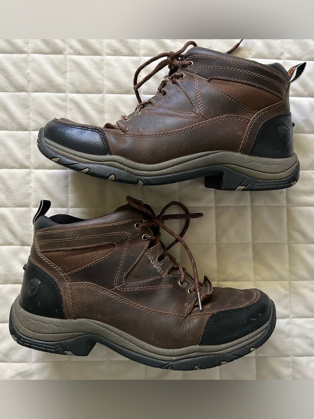 Has some wear (review pictures). Shoe laces need replaced